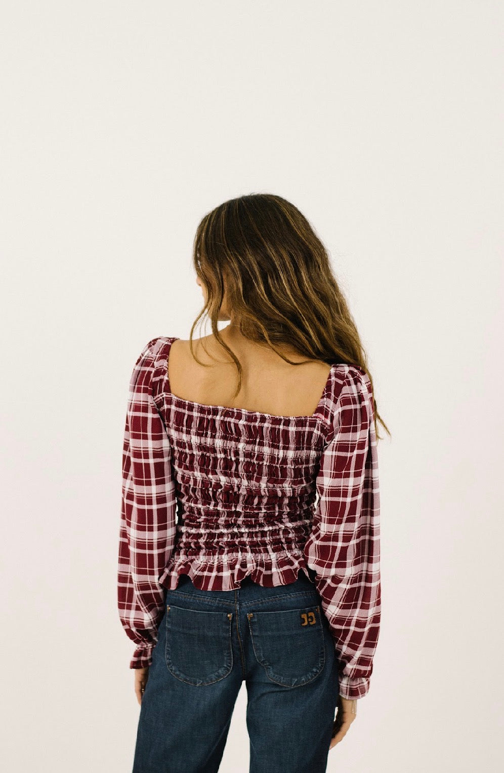 TOP | NOELLE