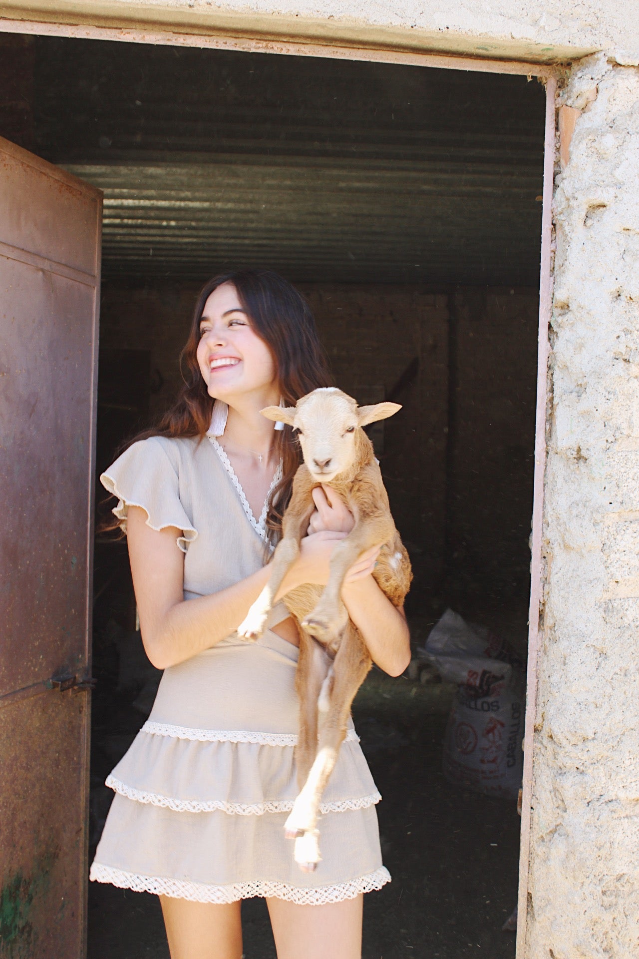 VESTIDO DOMINIKA | BEIGE